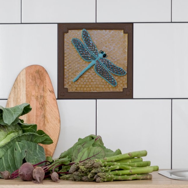 Azulejo de artesão cerâmica com Dragonfly (Dragonfly tile  in ocher and turquoise for kitchen bath or fireplace.)