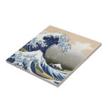 Azulejo De Cerâmica A Onda de Excelente de Kanagawa<br><div class="desc">Vintage arte japonesa A onda Excelente de Kanagawa ou a onda ...  trabalho de arte no estilo ukiyo-e de um mestre excelente Katsushika Hokusai ...  arte vintage em produtos modernos do Zazilicious</div>
