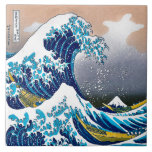 Azulejo De Cerâmica A onda do Excelente do vetor Kanagawa HD<br><div class="desc">A arte japonesa clássica de alta qualidade e muito ULTRA,  de Hokusai,  viveu mais vibrante do que nunca! Você não encontrará uma versão de qualidade de mais alto em nenhum lugar da Internet! Isto foi refeito habilmente por Retro Redux para Zazzle,  esperamos que você goste,  nós sabemos que temos!</div>