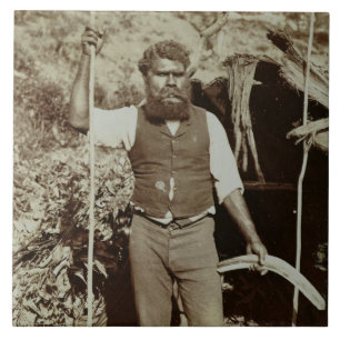 Azulejo De Cerâmica Aborígene com um Bumerangue, c.1860s (foto do