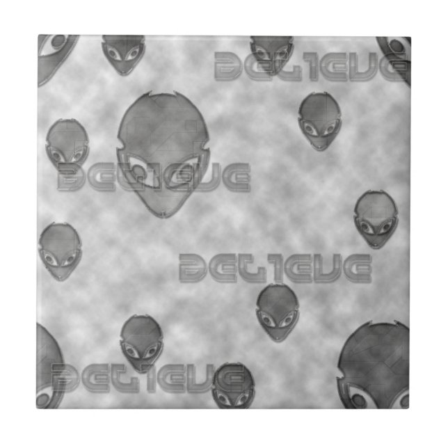 Azulejo De Cerâmica Alienígena Acredita (Frente)