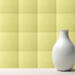 Azulejo De Cerâmica Amarelo claro sólido<br><div class="desc">Design amarelo pálido sólido.</div>