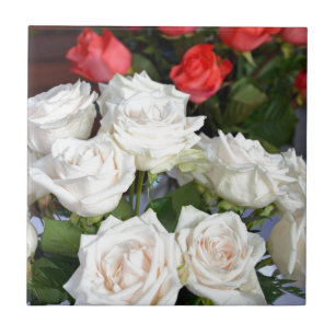 Azulejo De Cerâmica Arranjo floral de rosas vermelhos e brancos