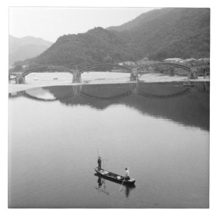 Azulejo De Cerâmica Ásia, Japão, Iwakuni. Pescadores e ponte histórica