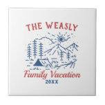 Azulejo De Cerâmica Ataque Simples de Aproximação à Viagem da Família<br><div class="desc">Azulejos decorativos de viagem para a família de acampamentos de aventura simples</div>