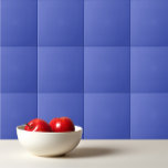 Azulejo De Cerâmica Azul de lótus simples<br><div class="desc">Design azul de lótus simples.</div>