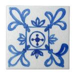Azulejo De Cerâmica Azul e branco, com padrão de aquarela mediterrânic<br><div class="desc">Adicione um toque de charme mediterrânico à sua casa com nosso Azulejo de cerâmica com Cor de Água Padrão Azul e Branco! Este azulejo espantoso é feito com um aspecto clássico de aquarela e apresenta um padrão azul e branco que foi cuidadosamente pintado à mão, e dolorosamente digitalizado. É a...</div>