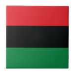 Azulejo De Cerâmica Bandeira vermelha, preta e verde<br><div class="desc">As 3 cores pan-Africanos na bandeira representam: VERMELHO: o sangue que une todas as pessoas da ascendência do africano negro, e vertente para a libertação; PRETO: pessoas negras cuja a existência como uma nação, embora não uma nação-estado, é afirmada pela existência da bandeira; e VERDE: a riqueza natural abundante de...</div>