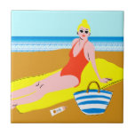 Azulejo De Cerâmica Beachy Keen - Amarelo<br><div class="desc">Beachy Keen II por Blanckslate. Possui um salto de praia encharcando a luz do sol.| 140790D</div>