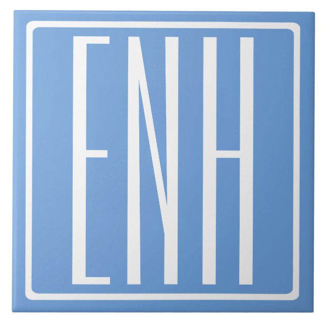 Azulejo De Cerâmica Bold Modern 3 Iniciais Monograma | Azul macio (Frente)