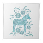 Azulejo de cerâmica branca e verde de Dala Horse<br><div class="desc">Um tradicional design de Dala Horse sueco,  verde e branco.</div>