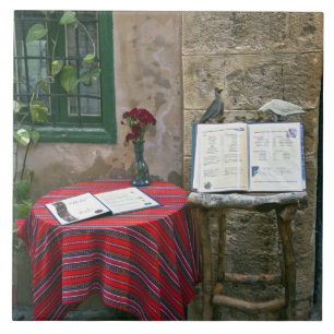 Azulejo De Cerâmica Café Sidewalk, Chania, Creta, Grécia