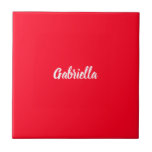 Azulejo De Cerâmica Caligrafia Elegante Red White Plain Nome Simples<br><div class="desc">Procurando uma bela caligrafia com uma letra estética? Este design simples e atraente é para você. Este produto impressiona imediatamente aqueles que o veem. A design fina e saborosa refletirá imediatamente a qualidade da sua relação e da sua família.</div>