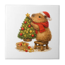 Capivara de Natal Decorando a Árvore