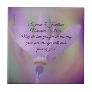 Azulejo De Cerâmica Casamento Personalizado Da Flor Pálida Roxo