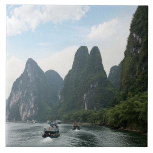 Azulejo De Cerâmica China, Guilin, Rio Li, Barcos fluviais alinham-se