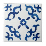Azulejo De Cerâmica Cor d'água do Mediterrâneo, Padrão Azul e Branco<br><div class="desc">Dê a sua casa uma alergia única com nosso padrão floral azul e branco [padrão aquático mediterrânico] Azulejo cerâmico. Impressionantemente trabalhado num olhar de aquarela, este azulejo cerâmico ao estilo mediterrânico traz um charme único tanto para cozinhas como para banheiros. Seu delicado padrão azul e branco cria um olhar ornamentado...</div>