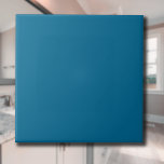 Azulejo De Cerâmica Cor Sólida Azul do Oceano | Clássico | Elegante<br><div class="desc">Cor Sólida Azul do Oceano | Clássico | Elegante | Evolução | NA MODA | Presente</div>