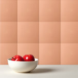 Azulejo De Cerâmica Cor sólida do damasqueiro pastoso<br><div class="desc">Design cor sólida de damasco pastel de laranja.</div>