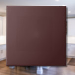 Azulejo De Cerâmica Cor Sólida Marrom do Mahogany | Elegante Clássico<br><div class="desc">Mahogany Brown - Apresentando a atração do eterno de Cor Sólida: uma mistura cativante de forma clássica e simplicidade elegante. Esta design é uma celebração do poder e beleza encontrados em um solteiro, uma matiz impressionante. Exustante a sofisticação, o design a cores sólidas abraça a essência do minimalismo, fazer-a uma...</div>