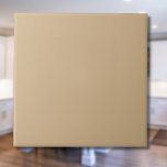 Azulejo De Cerâmica Cor Sólida Marrom | Elegante Clássico<br><div class="desc">Tan Brown - Apresentando a atração do eterno de Cor Sólida: uma mistura cativante de forma clássica e simplicidade elegante. Esta design é uma celebração do poder e beleza encontrados em um solteiro, uma matiz impressionante. Exustante a sofisticação, o design a cores sólidas abraça a essência do minimalismo, fazer-a uma...</div>