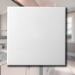 Azulejo De Cerâmica Cor Sólido Branco da Neve | Elegante Clássico<br><div class="desc">Cor Sólido Branco da Neve | Clássico | Elegante | Evolução | NA MODA | Presente</div>