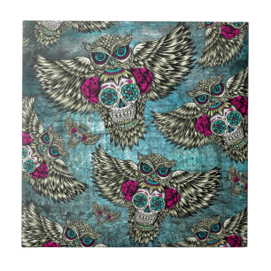 Azulejo De Cerâmica Corujas do Grunge com crânios do açúcar