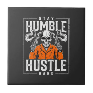 Azulejo De Cerâmica Crânio de Halloween Permaneça Humilde Trabalhe Dur