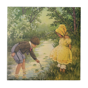 Azulejo De Cerâmica Crianças Antigas, Menino e Menina Brincando ao lad