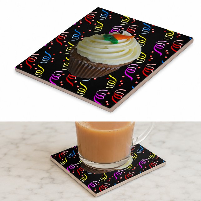 Azulejo De Cerâmica Cupcake de Bolo de Cenoura com Confetes (Carrot Cake Cupcake with Confetti Ceramic Tile)