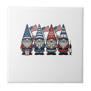 Azulejo De Cerâmica Desenho de Gnome Patriota Enfermeira Vetor Gravura