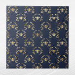 Azulejo De Cerâmica Elegante Marinho Blue Dourado Bees Laurel Wreath<br><div class="desc">Marinho azulejo azul com abelhas douradas na coroa de louros. O código hexadecimal para azul marinho é #202A44.</div>