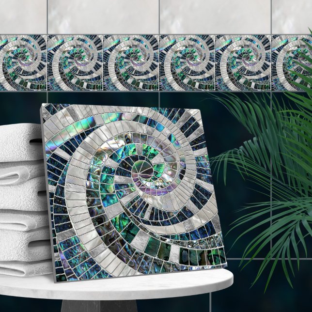 Azulejo De Cerâmica Espiral das ondas do mosaico - Abalone e Pérola (Criador carregado)