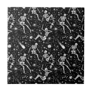 Azulejo De Cerâmica Esqueletos no fundo do espaço