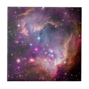 Azulejo De Cerâmica Estrelas Jovens Na Pequena Nuvem Magalhônica.