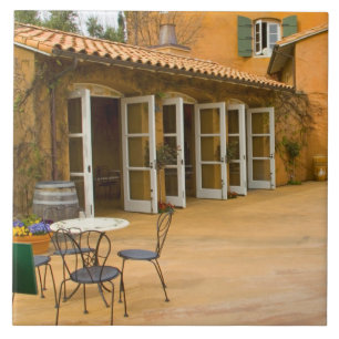 Azulejo De Cerâmica EUA, Califórnia, Sonoma Valley, Pátio na Viansa