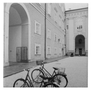 Azulejo De Cerâmica Europa, Áustria, Salzburgo. Bicicletas na