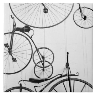 Azulejo De Cerâmica Europa, Suíça, Lucerna. Exposição de bicicletas,