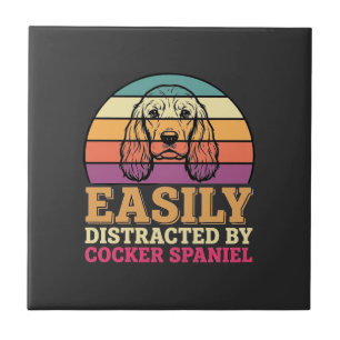 Azulejo De Cerâmica Facilmente Distraído Por Cocker Spaniel Retro Cach