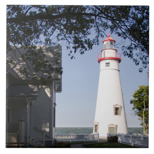 Azulejo De Cerâmica Farol da cabeça de sangria (Frente)