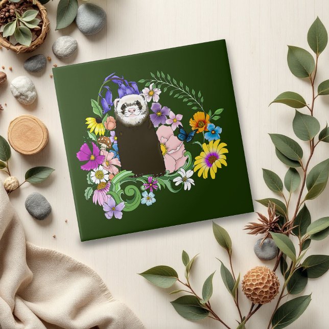 Azulejo De Cerâmica Ferret Floral verde-liso de chocolate (Criador carregado)
