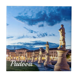 Azulejo De Cerâmica Fila de estátuas iluminadas em Padova