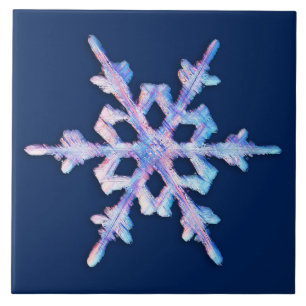 Azulejo De Cerâmica Floco de neve iridescente em azul escuro