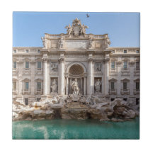 Fontana de Trevi ao início da manhã - Roma, Itália
