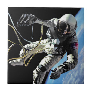 Azulejo De Cerâmica Foto do Primeiro Astronauta Americano Spacewalk da