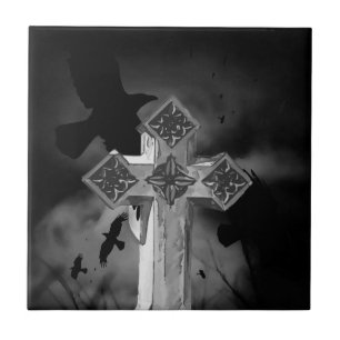 Azulejo De Cerâmica GraveYard Gothic Cross Luado com Corvos