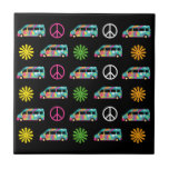 Azulejo De Cerâmica Hippie Bus Peace Sign 70s Black<br><div class="desc">Azulejo decorativo hippie bonito com padrão divertido de barramento retrorreflector de sinais de paz e flores bonito em cores hippies neonatais legal.</div>