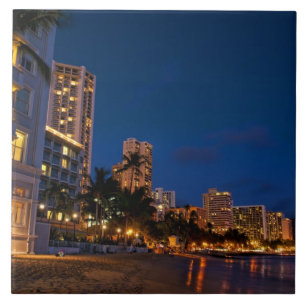 Azulejo De Cerâmica Honolulu, Oahu, Havaí. Exposição noturna