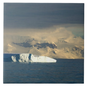 Azulejo De Cerâmica Iceberg no início da Passagem de Drake logo