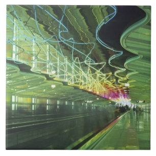 Azulejo De Cerâmica Iluminação de néon no corredor do Aeroporto O'hare